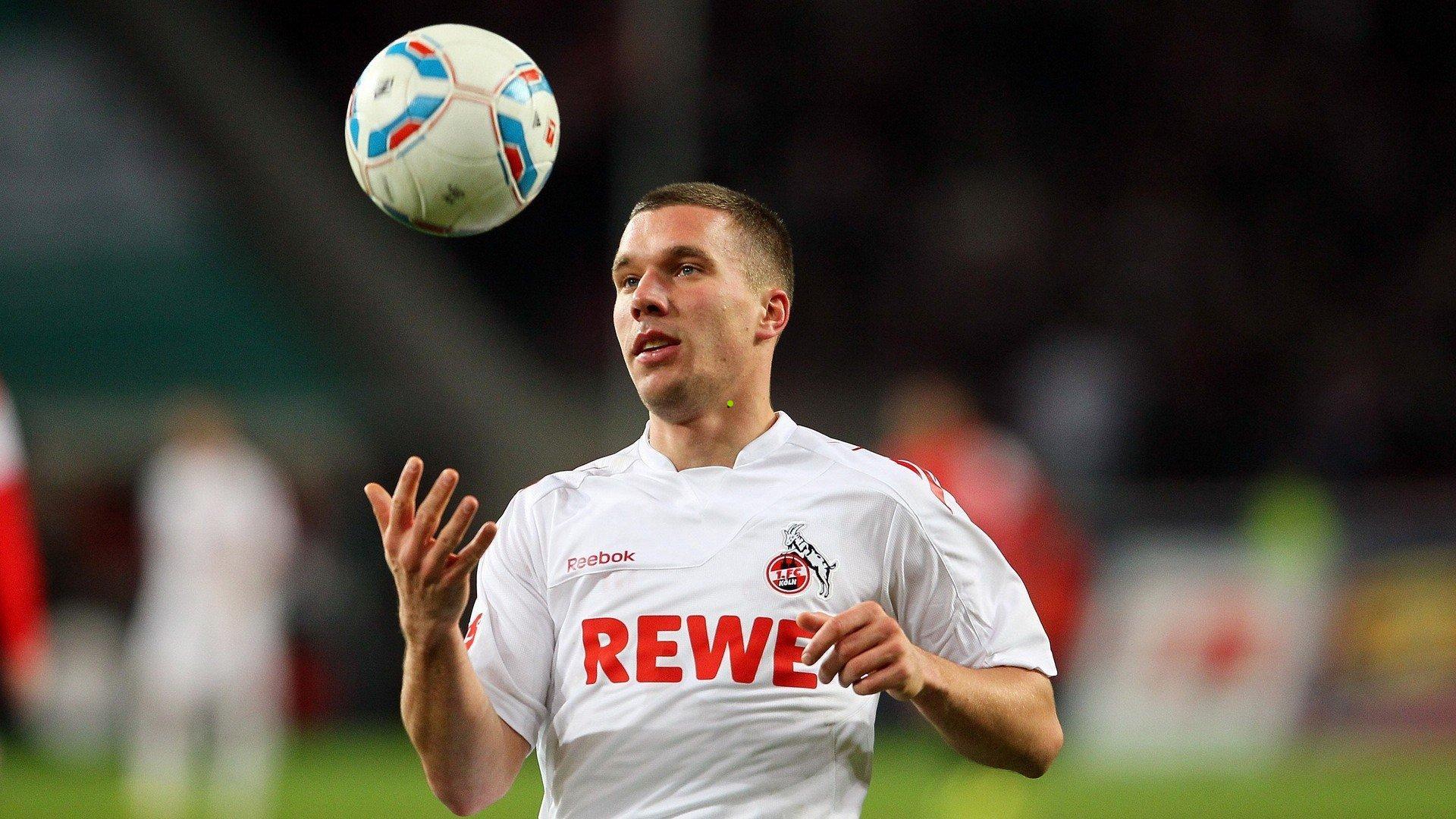 穆西亚拉重伤五月后首度射门 拜仁康复计划进展神速